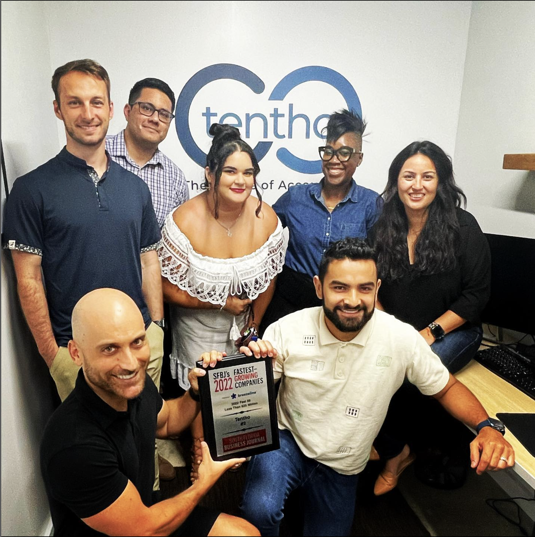 Tentho-Group Photo - second fastest growing award
